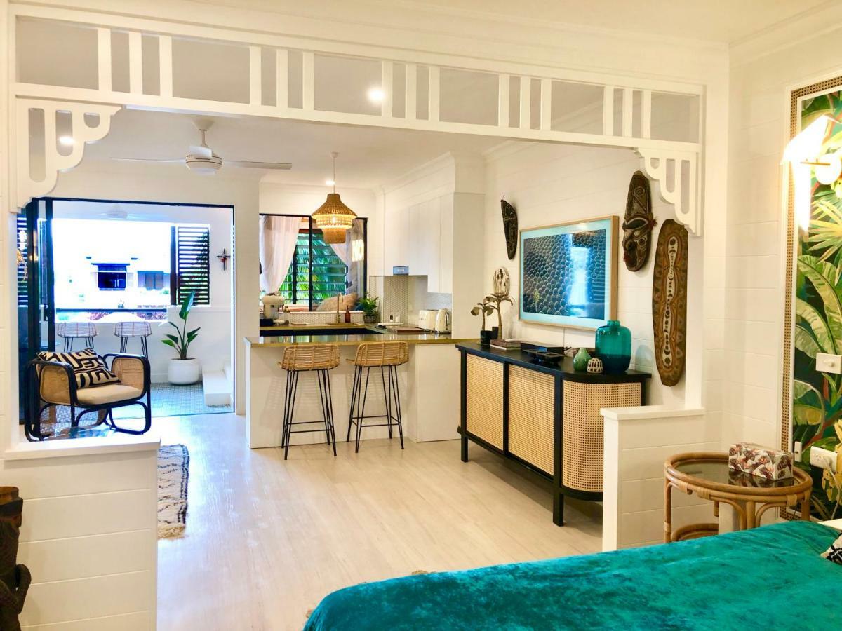 Nomad - Luxe Apartment Port Douglas Esterno foto